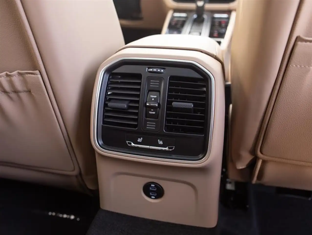 Porsche Macan снимка Porsche Macan