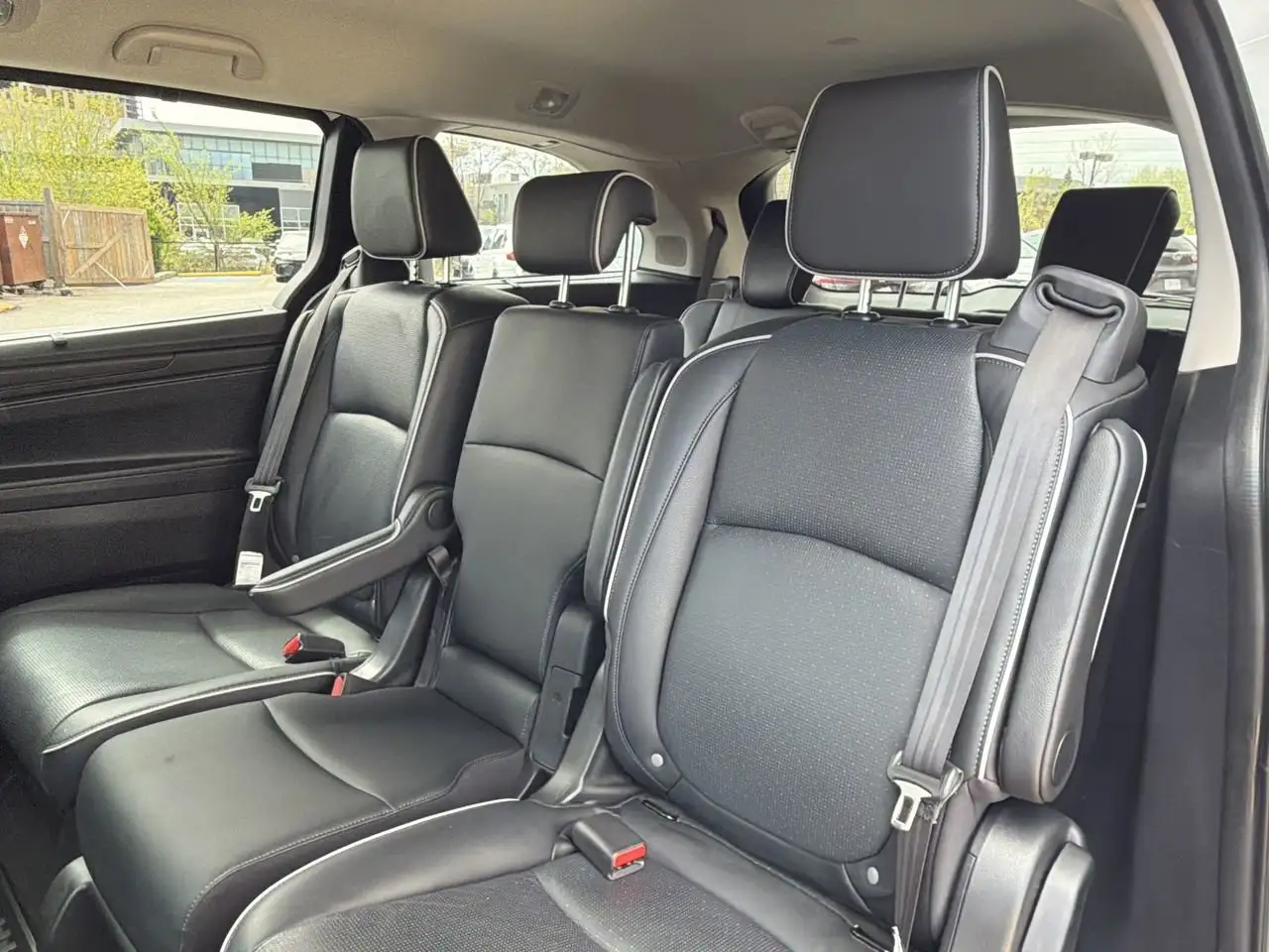 Honda Odyssey снимка Honda Odyssey