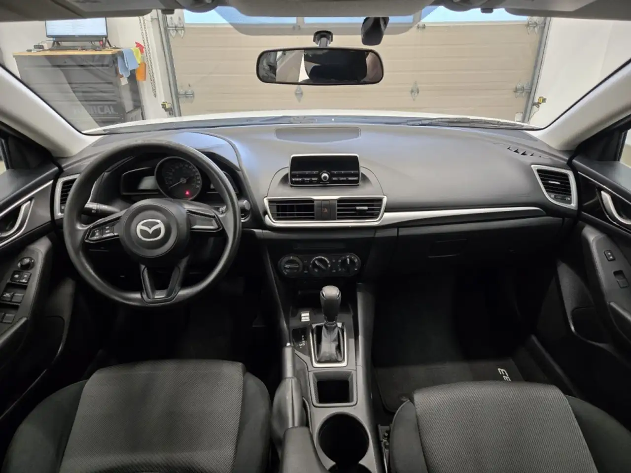 Mazda 3 photo Mazda 3
