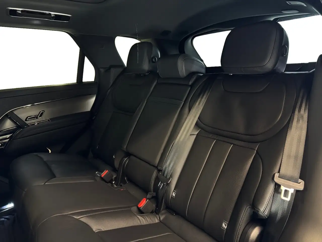 Land Rover Range Rover Sport снимка Land Rover Range Rover Sport