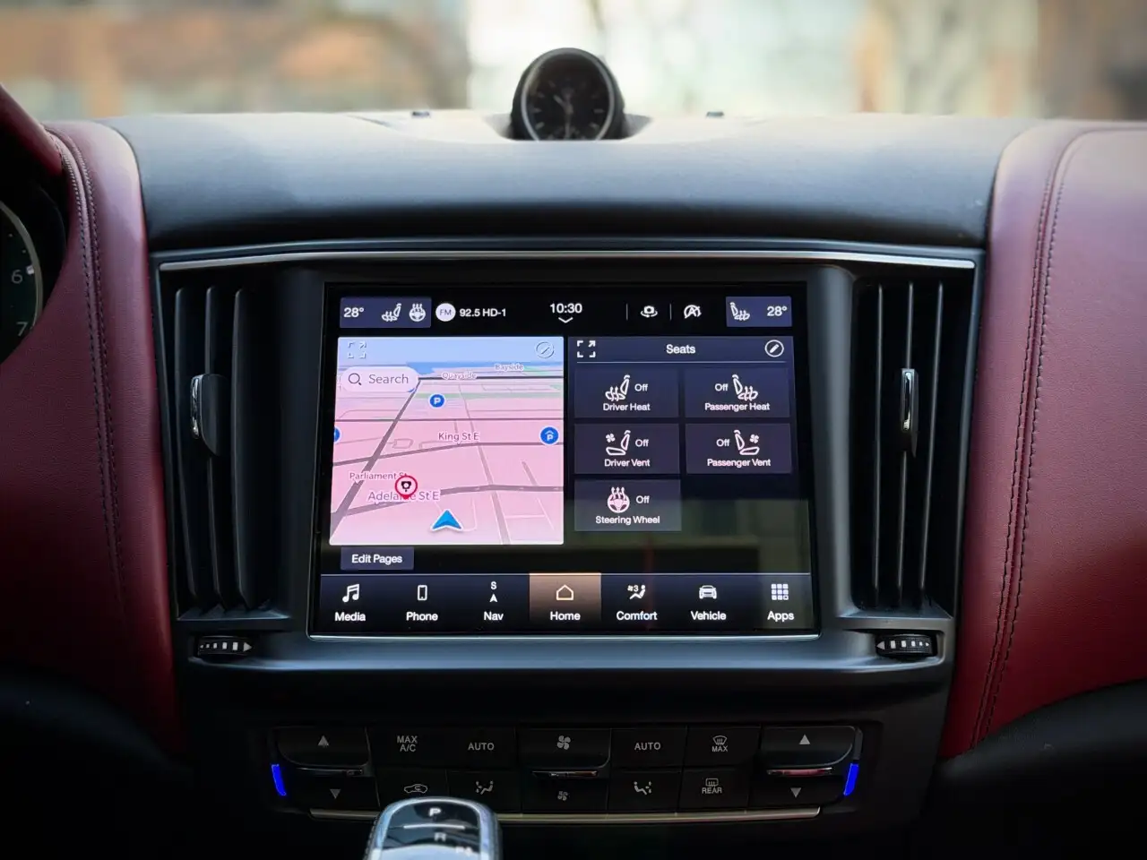 Maserati Levante photo Maserati Levante