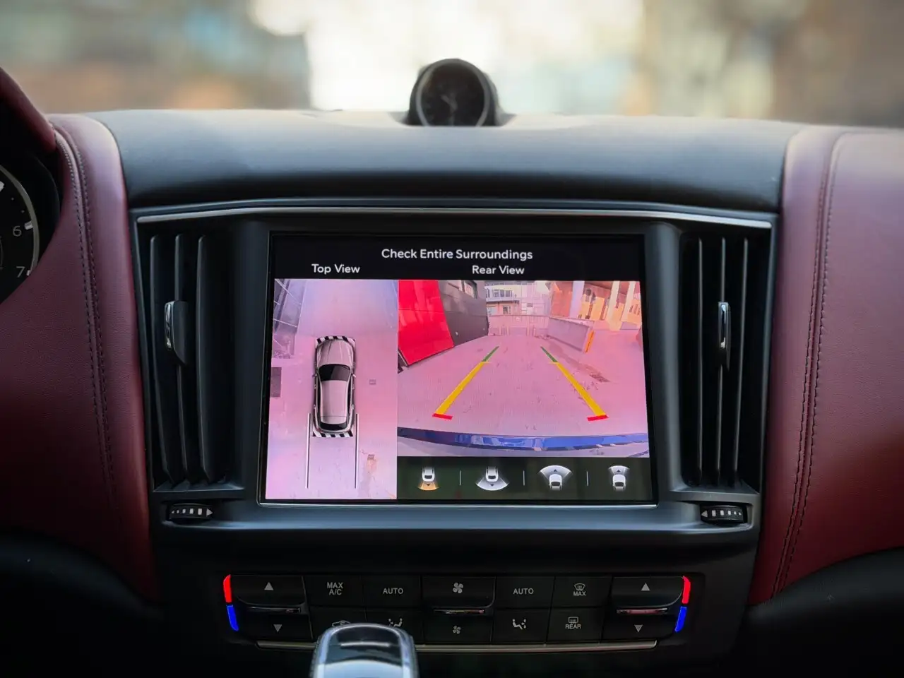 Maserati Levante photo Maserati Levante
