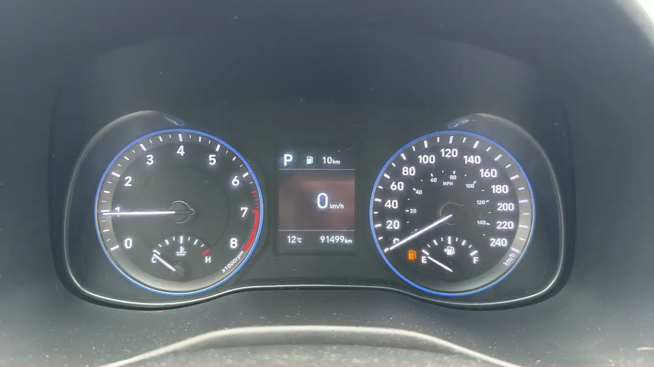 Hyundai KONA снимка Hyundai KONA