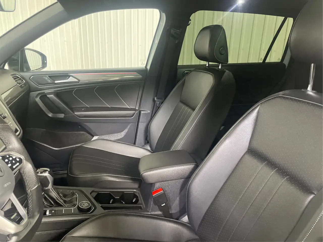 Volkswagen Tiguan снимка Volkswagen Tiguan