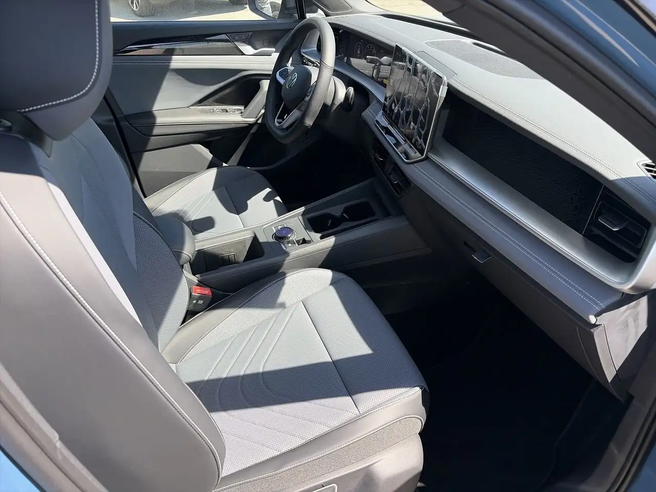 Volkswagen Tiguan снимка Volkswagen Tiguan