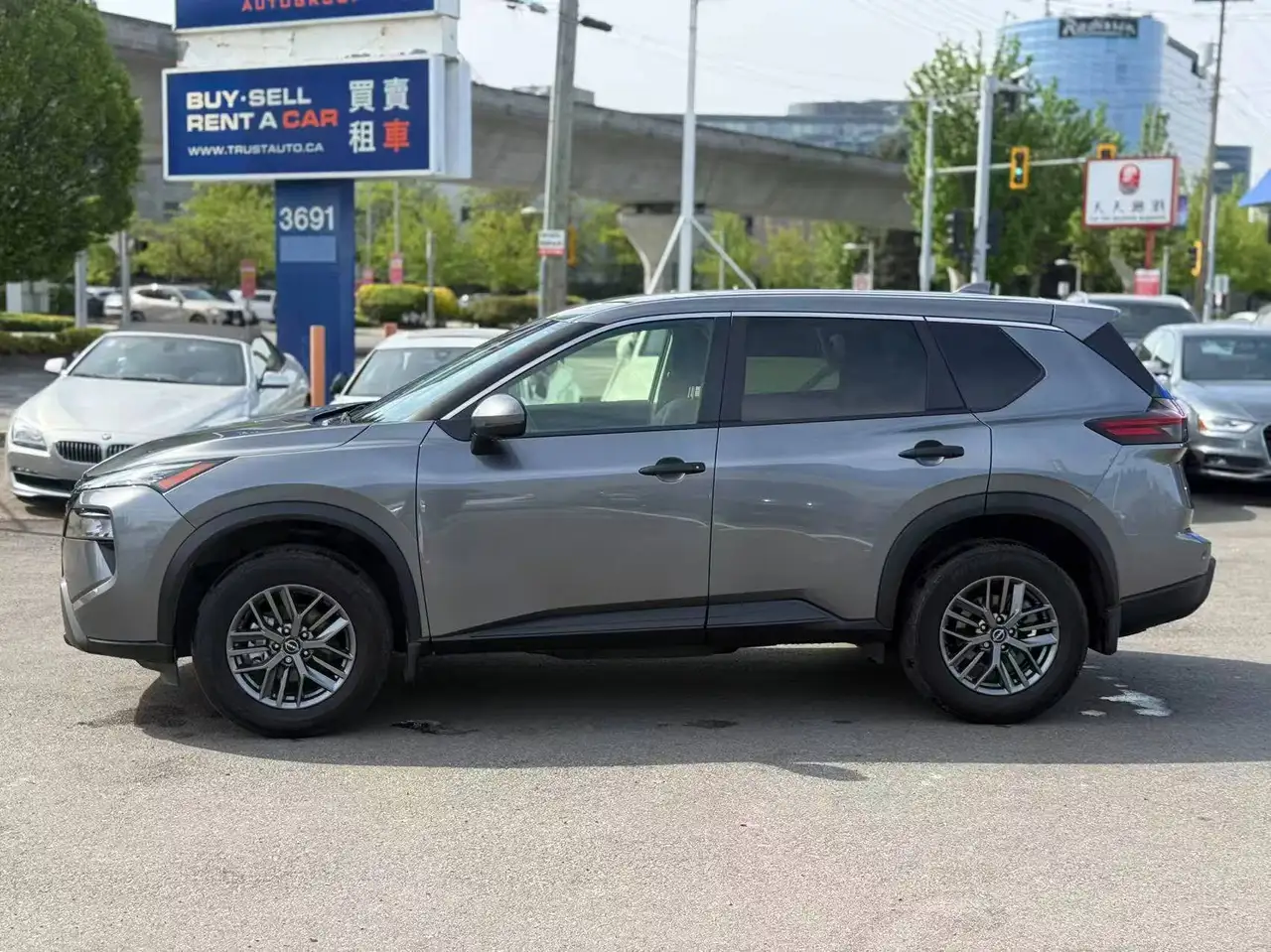 Nissan Rogue fotografie Nissan Rogue