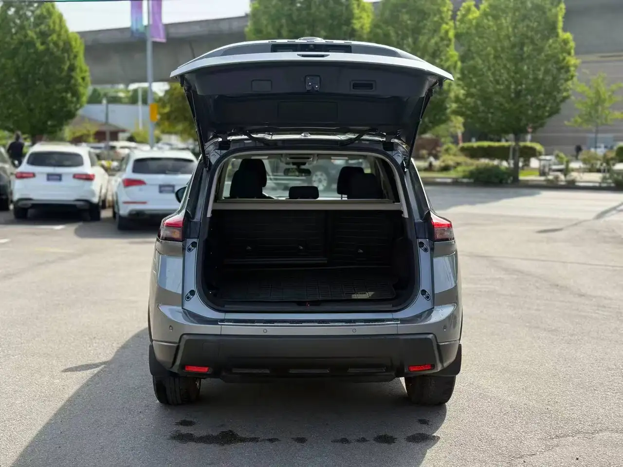 Nissan Rogue fotografie Nissan Rogue