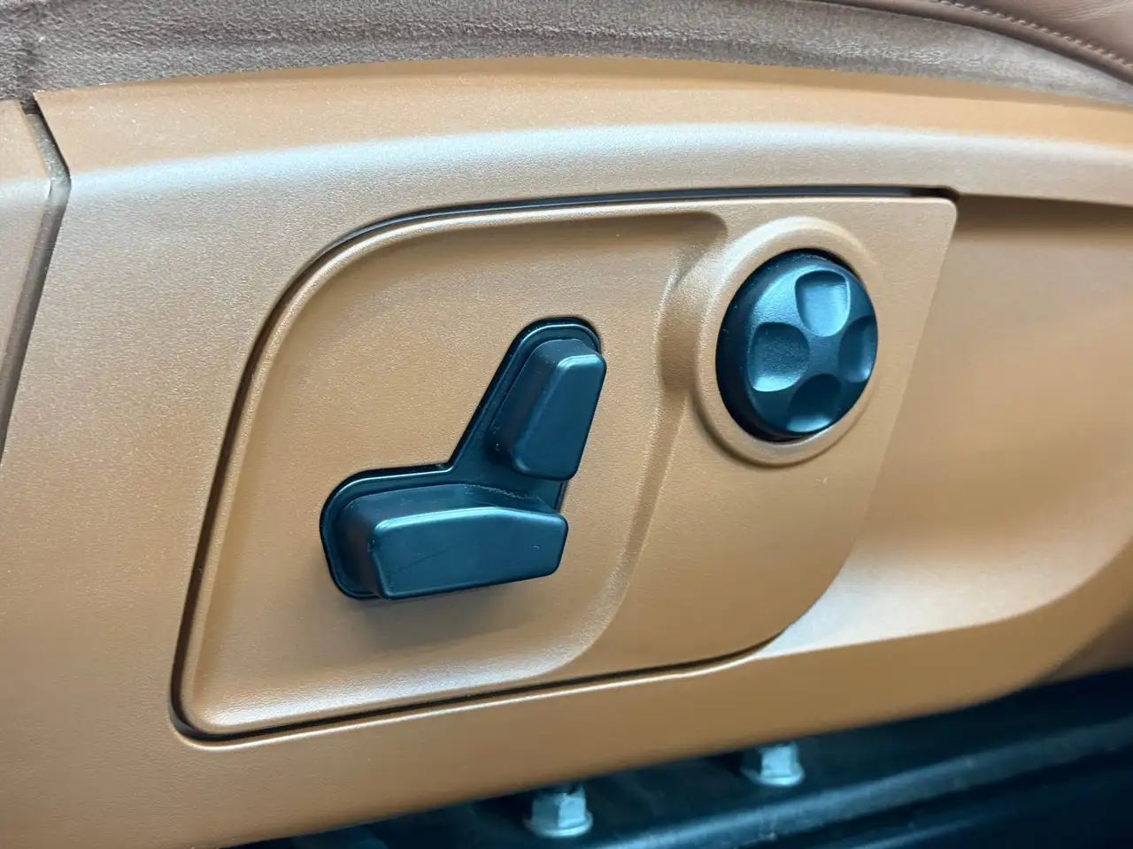 Maserati Levante снимка Maserati Levante