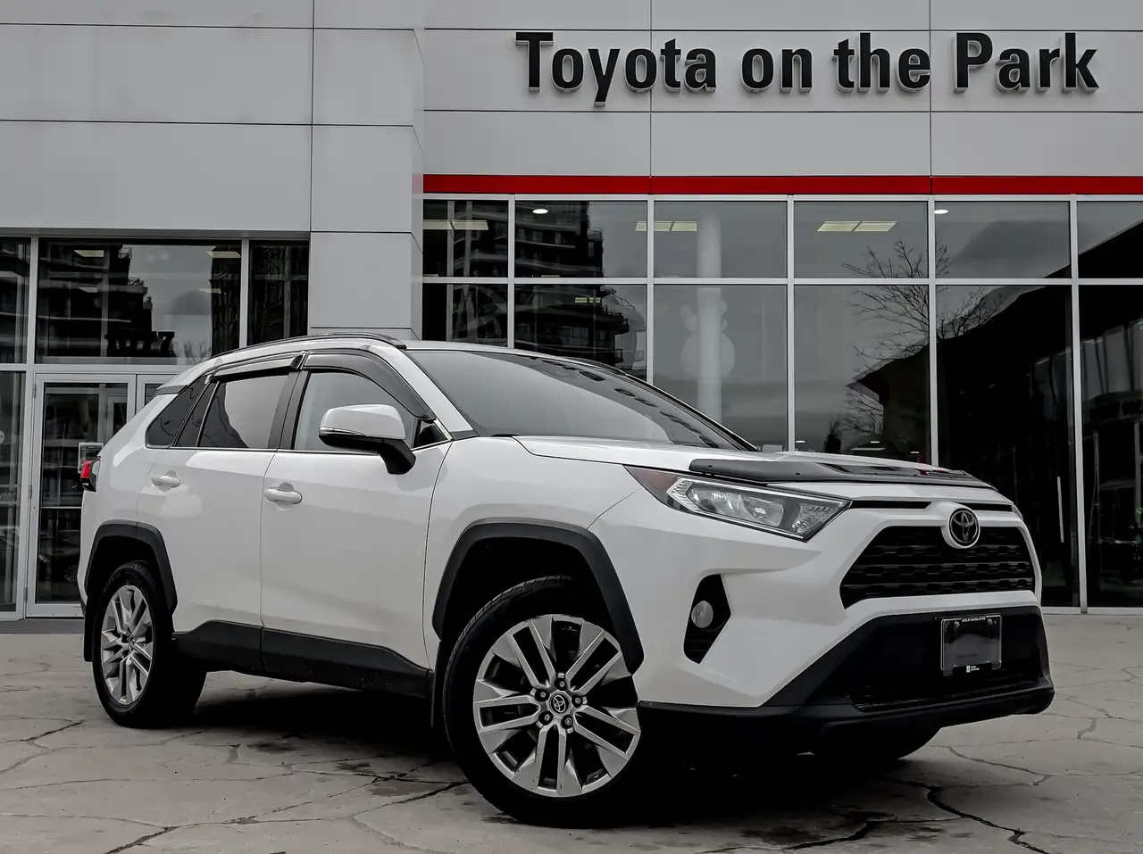 Toyota RAV 4 снимка Toyota RAV 4