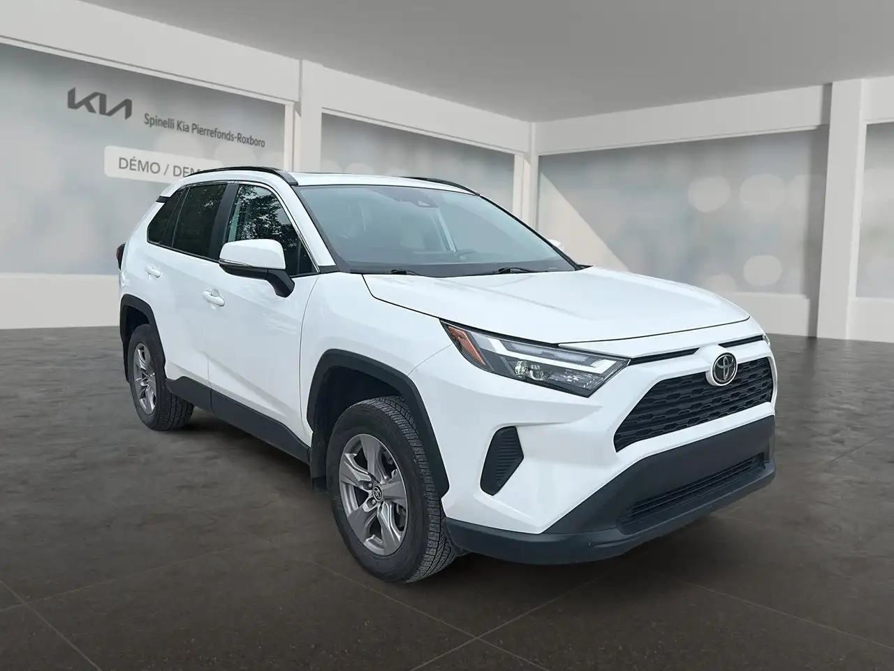 Toyota RAV 4 снимка Toyota RAV 4