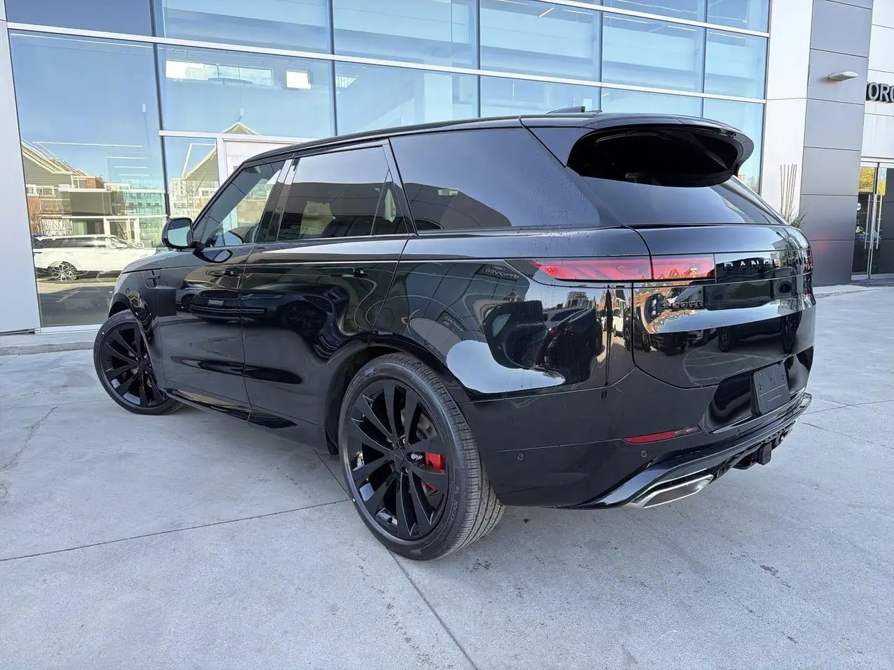 Land Rover Range Rover Sport снимка Land Rover Range Rover Sport