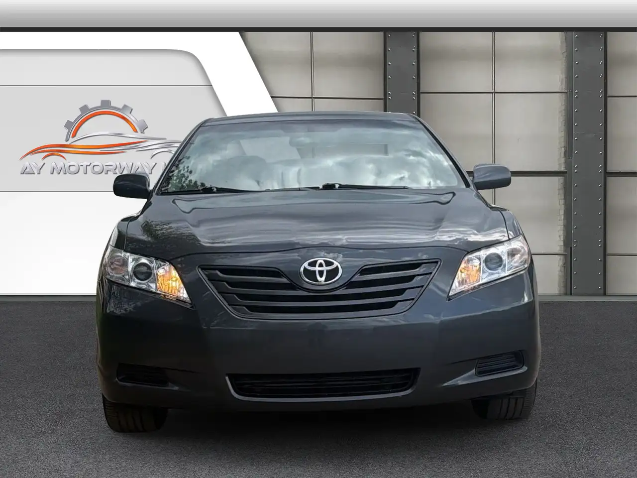 Toyota Camry photo Toyota Camry