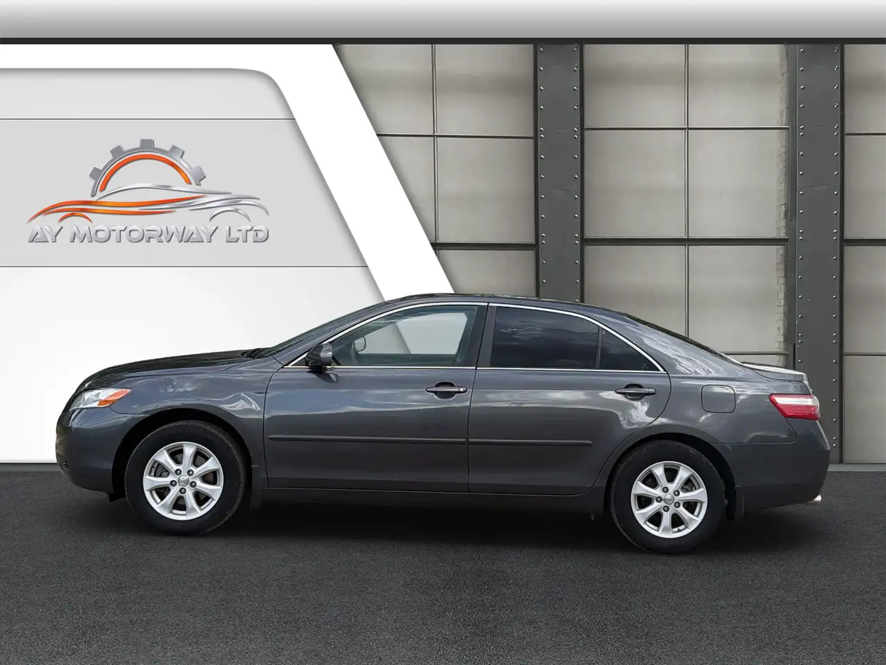 Toyota Camry photo Toyota Camry