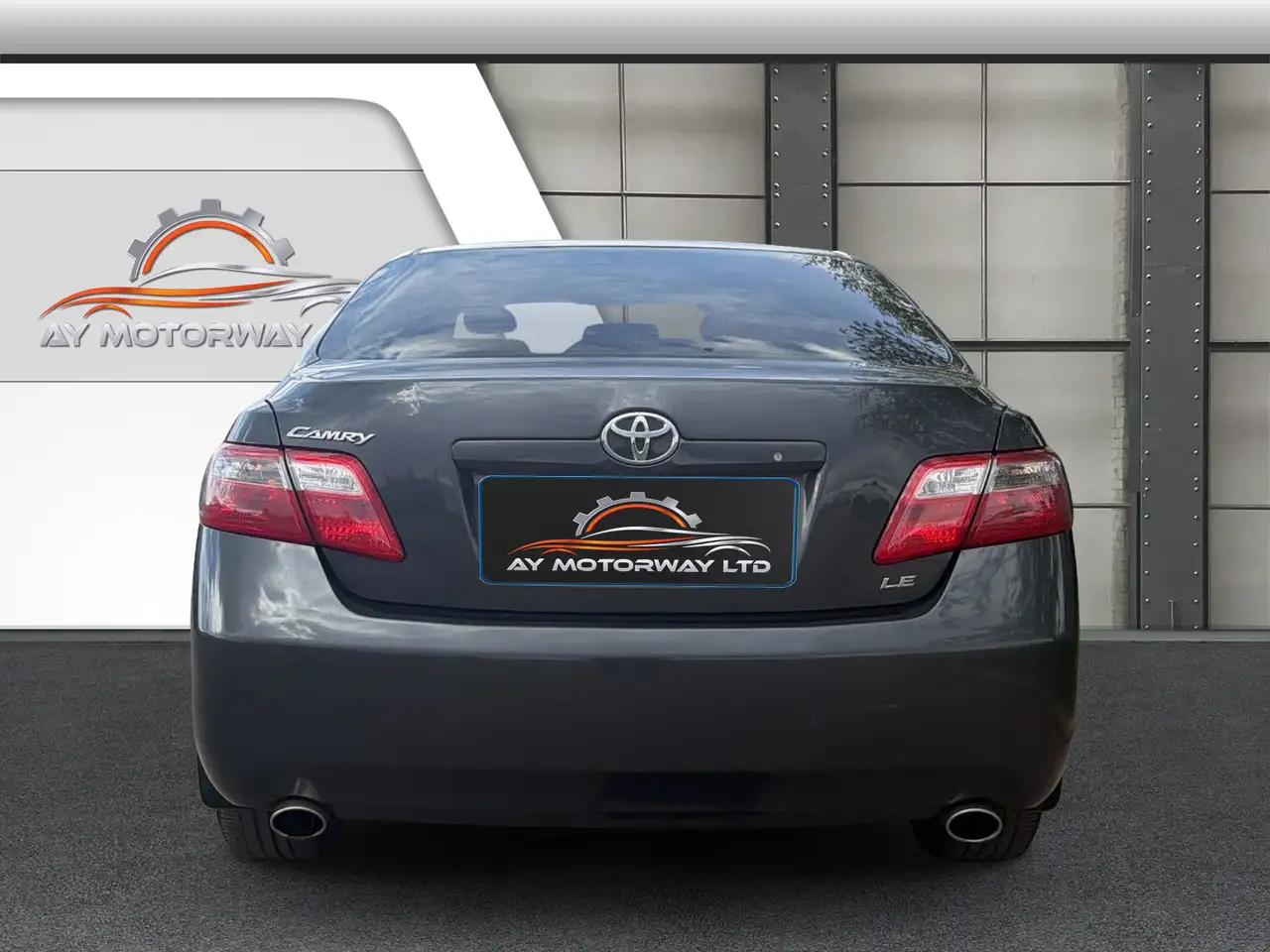Toyota Camry photo Toyota Camry