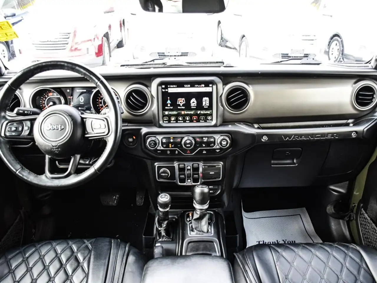 Jeep Wrangler photo Jeep Wrangler