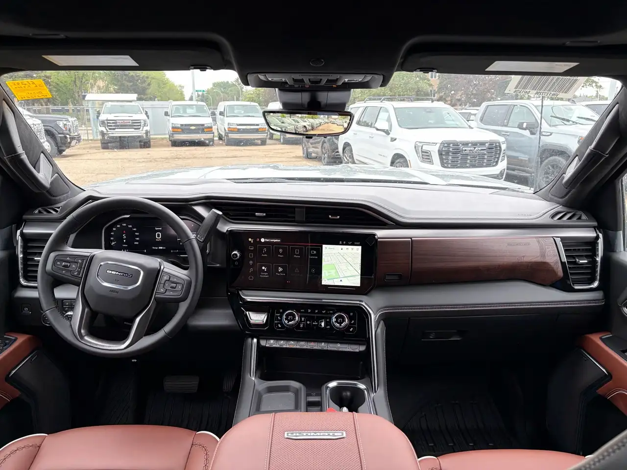 GMC Sierra 3500HD снимка GMC Sierra 3500HD