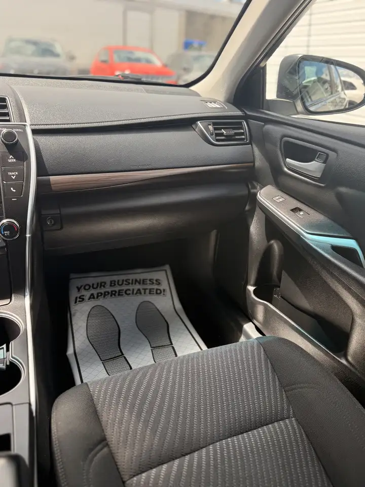 Toyota Camry photo Toyota Camry