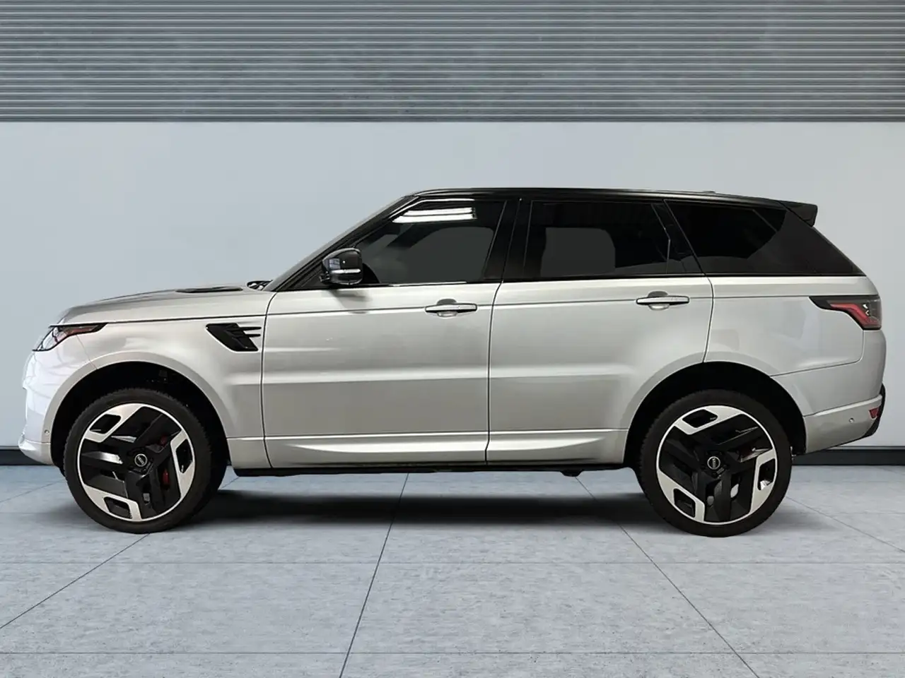 Land Rover Range Rover Sport снимка Land Rover Range Rover Sport