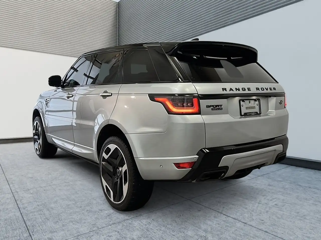 Land Rover Range Rover Sport снимка Land Rover Range Rover Sport