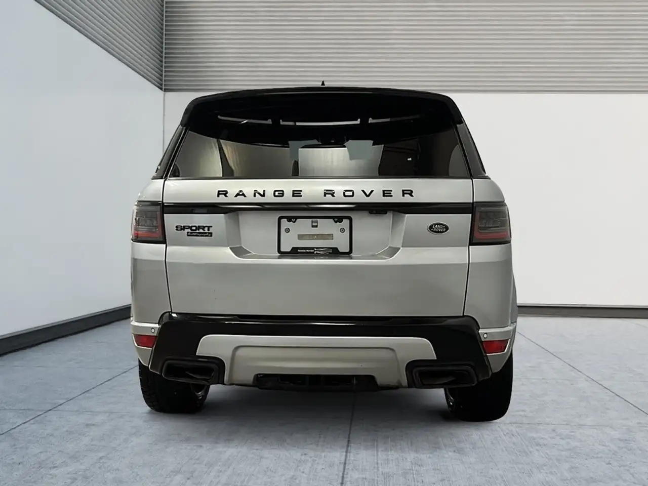 Land Rover Range Rover Sport снимка Land Rover Range Rover Sport
