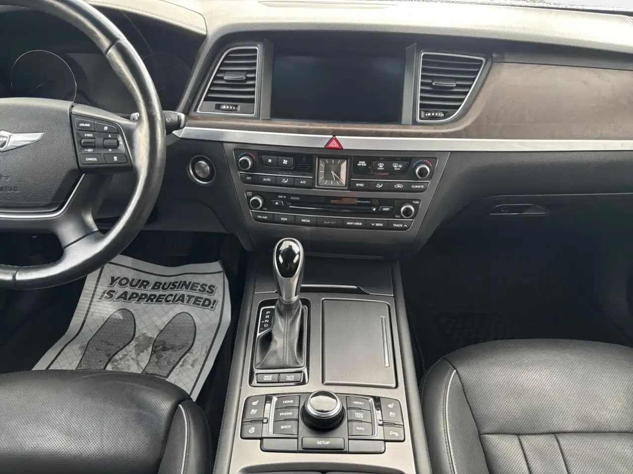 Hyundai Genesis photo Hyundai Genesis