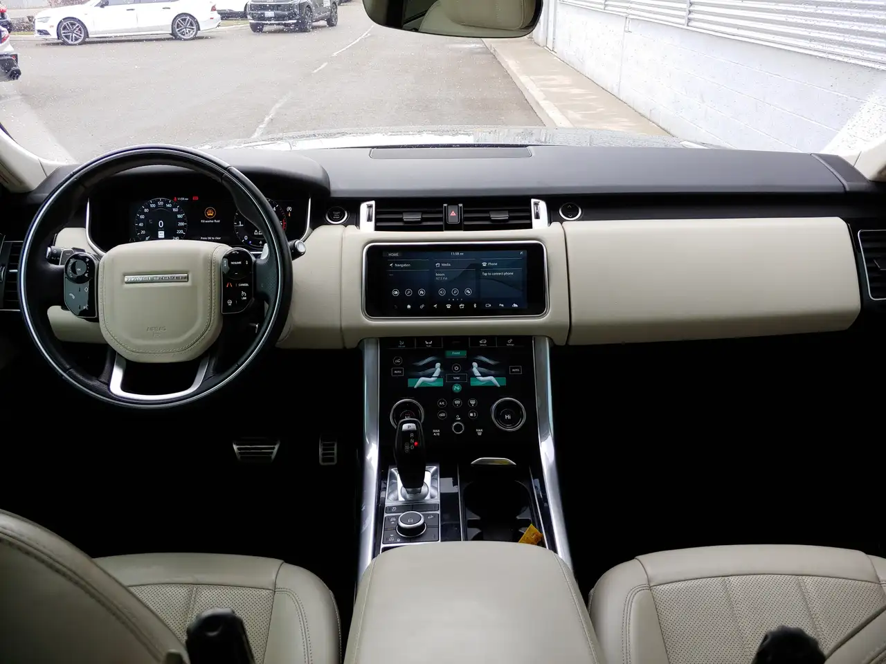 Land Rover Range Rover Sport снимка Land Rover Range Rover Sport