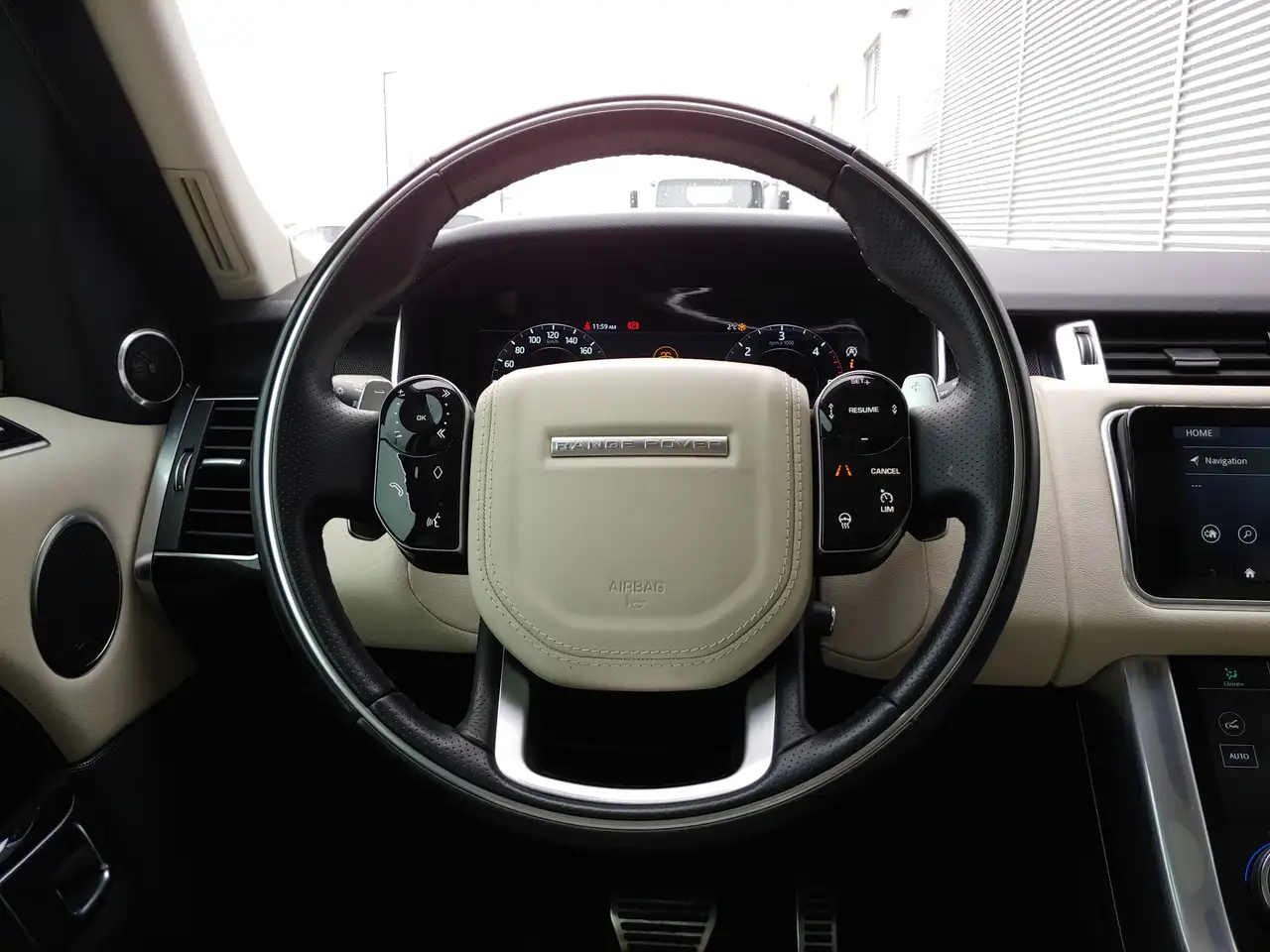 Land Rover Range Rover Sport снимка Land Rover Range Rover Sport