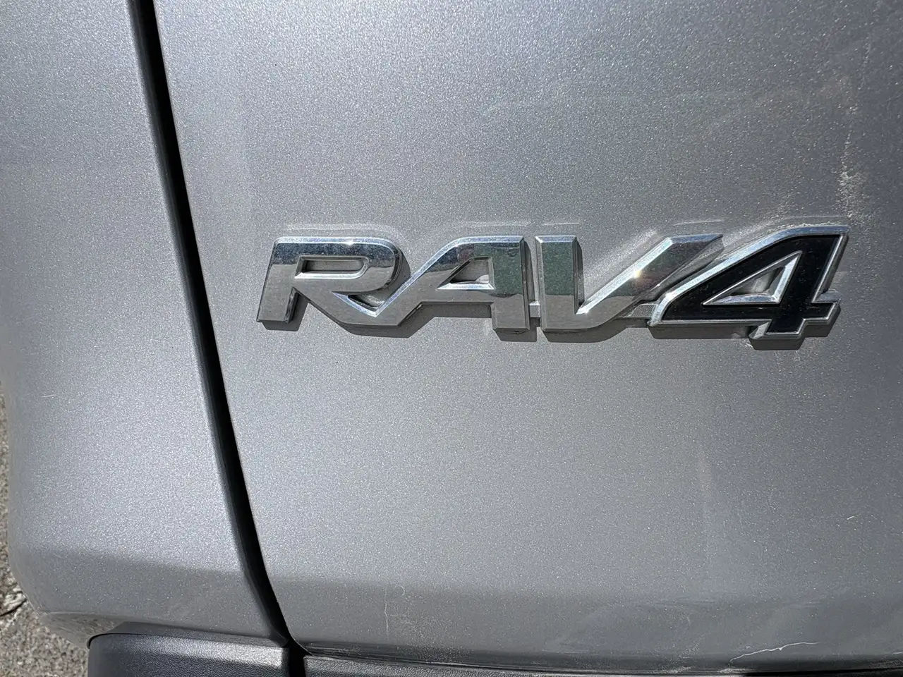 Toyota RAV 4 снимка Toyota RAV 4