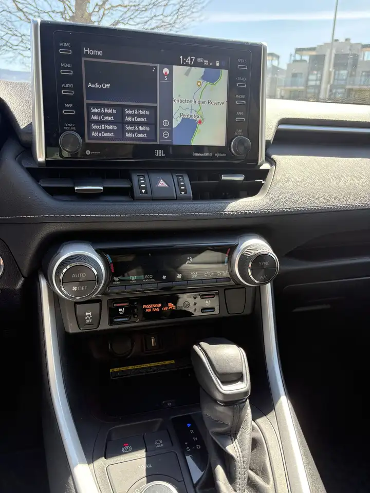 Toyota RAV 4 снимка Toyota RAV 4