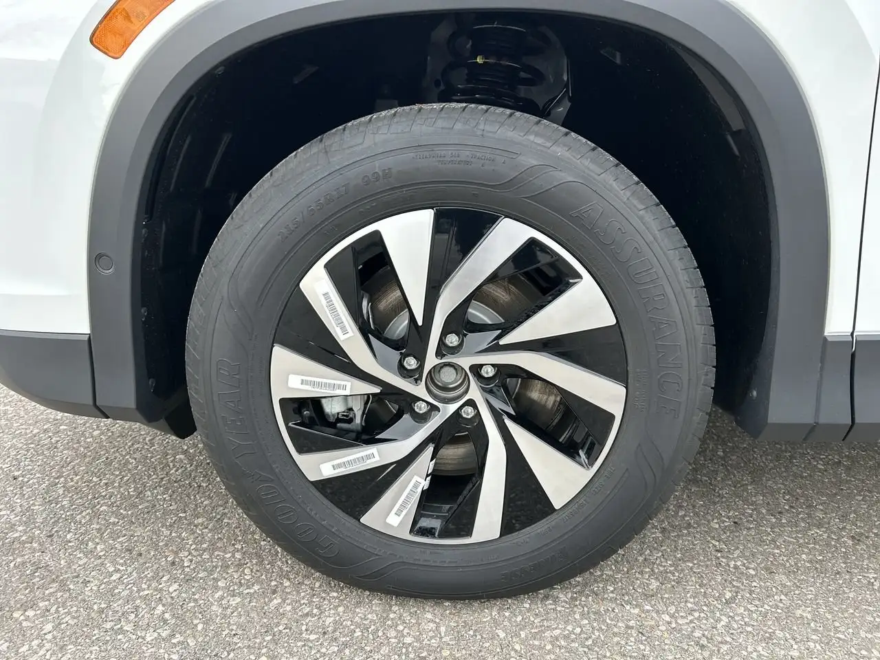 Volkswagen Tiguan снимка Volkswagen Tiguan