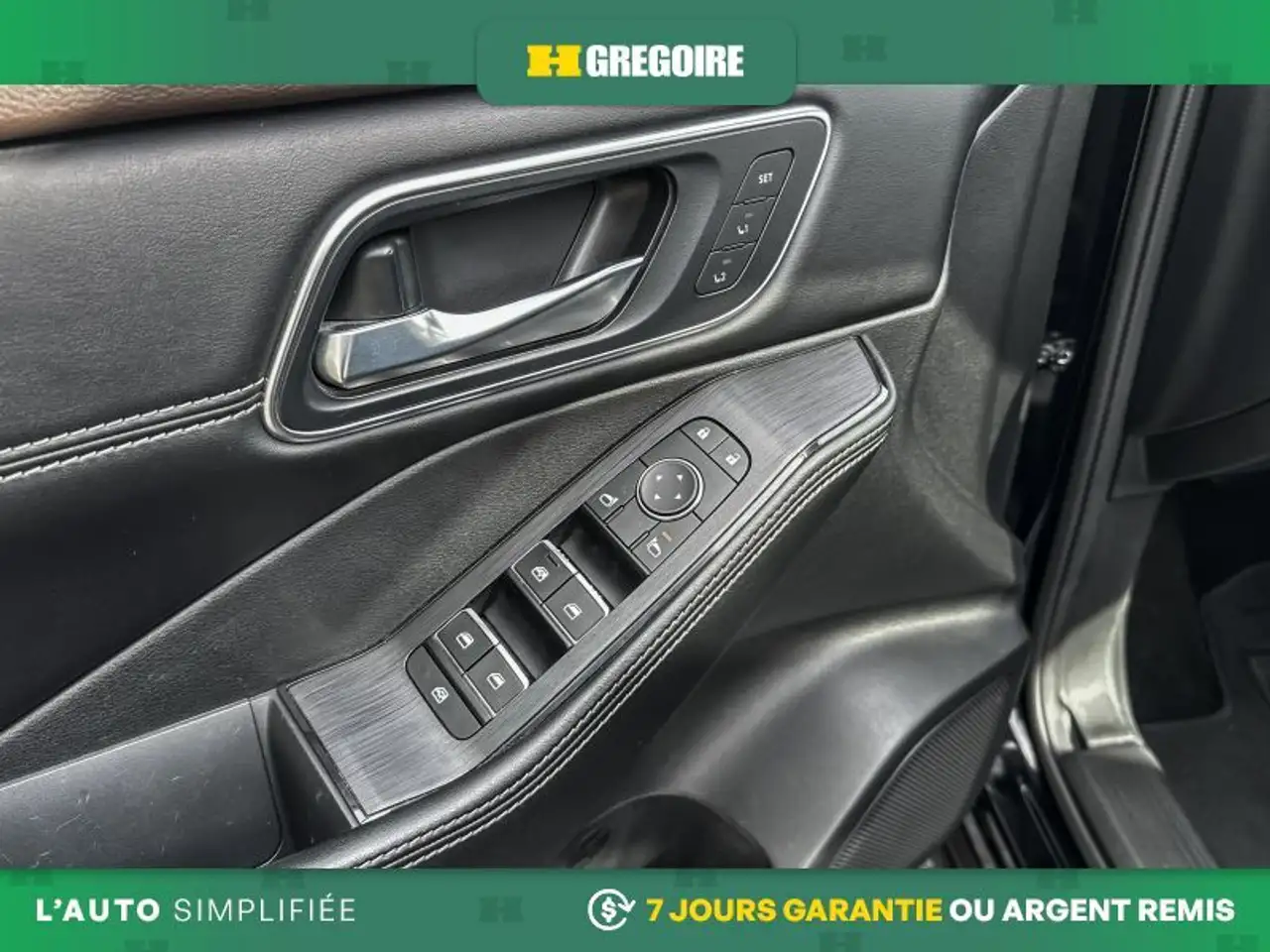 Nissan Rogue fotografie Nissan Rogue