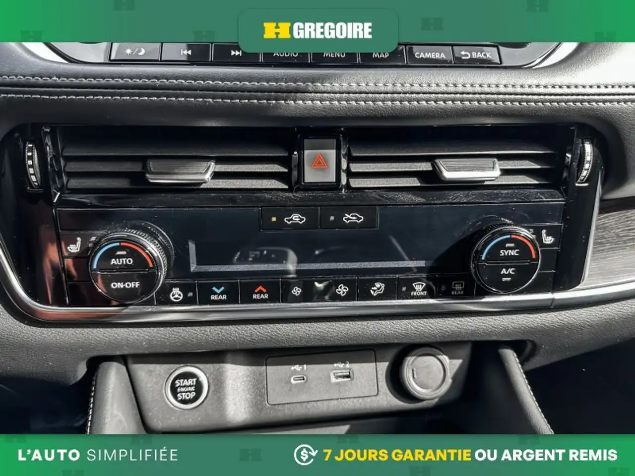Nissan Rogue fotografie Nissan Rogue