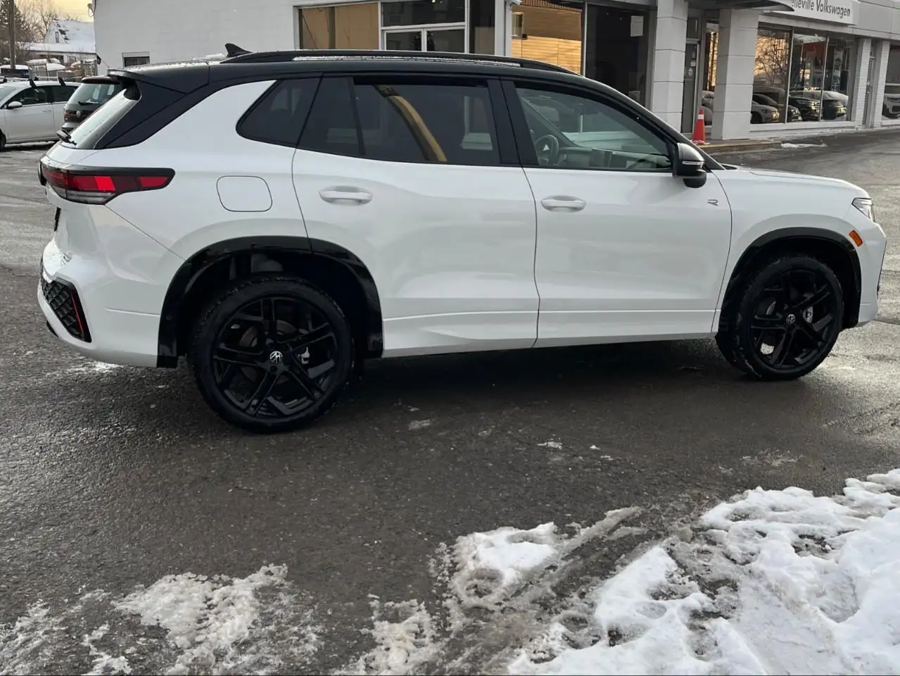 Volkswagen Tiguan снимка Volkswagen Tiguan