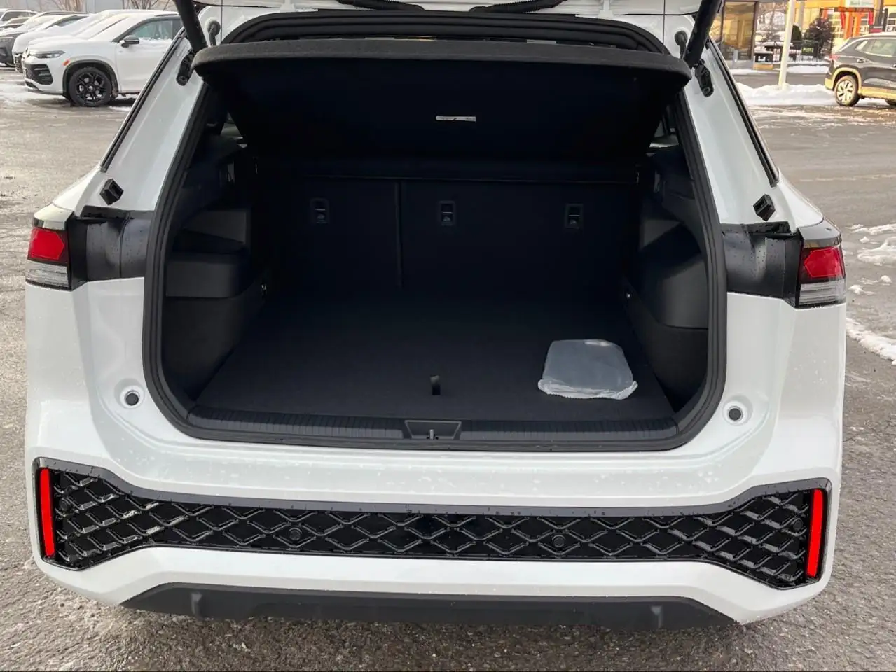 Volkswagen Tiguan снимка Volkswagen Tiguan