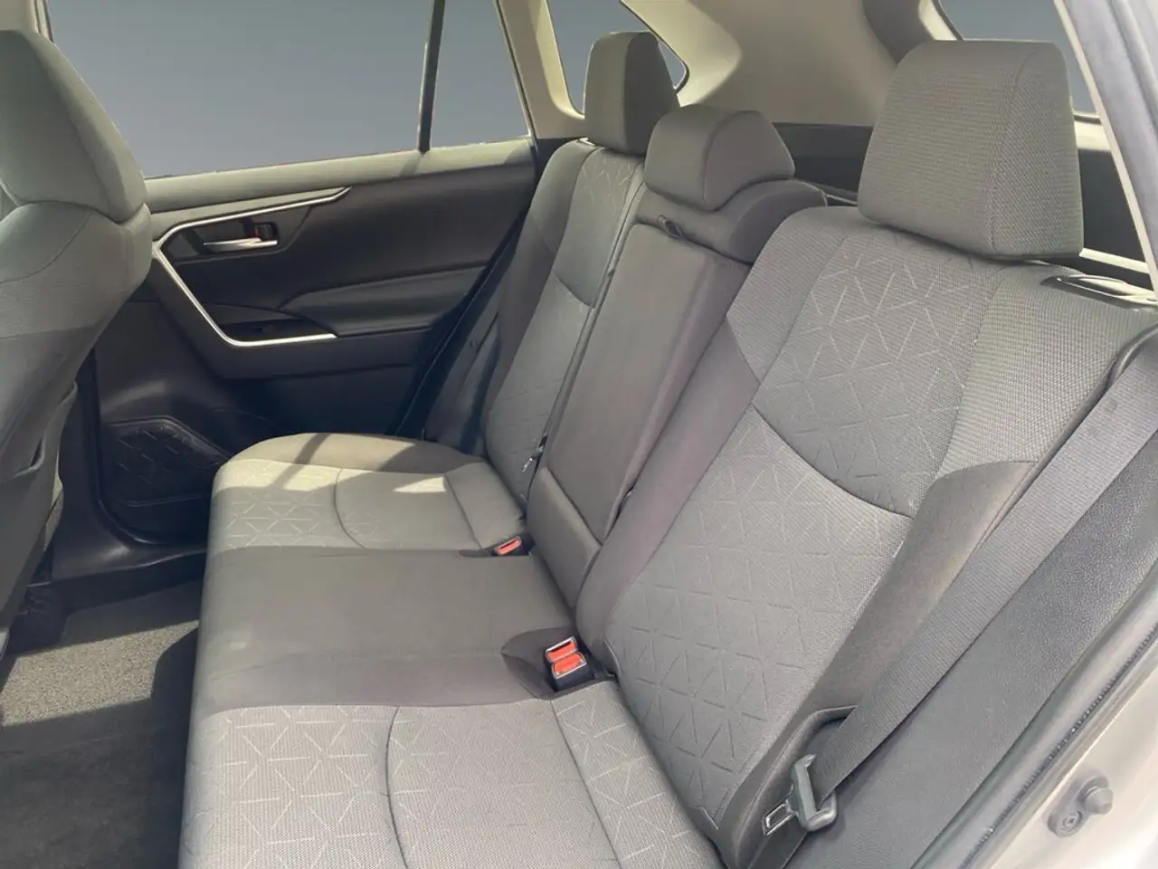 Toyota RAV 4 photo Toyota RAV 4