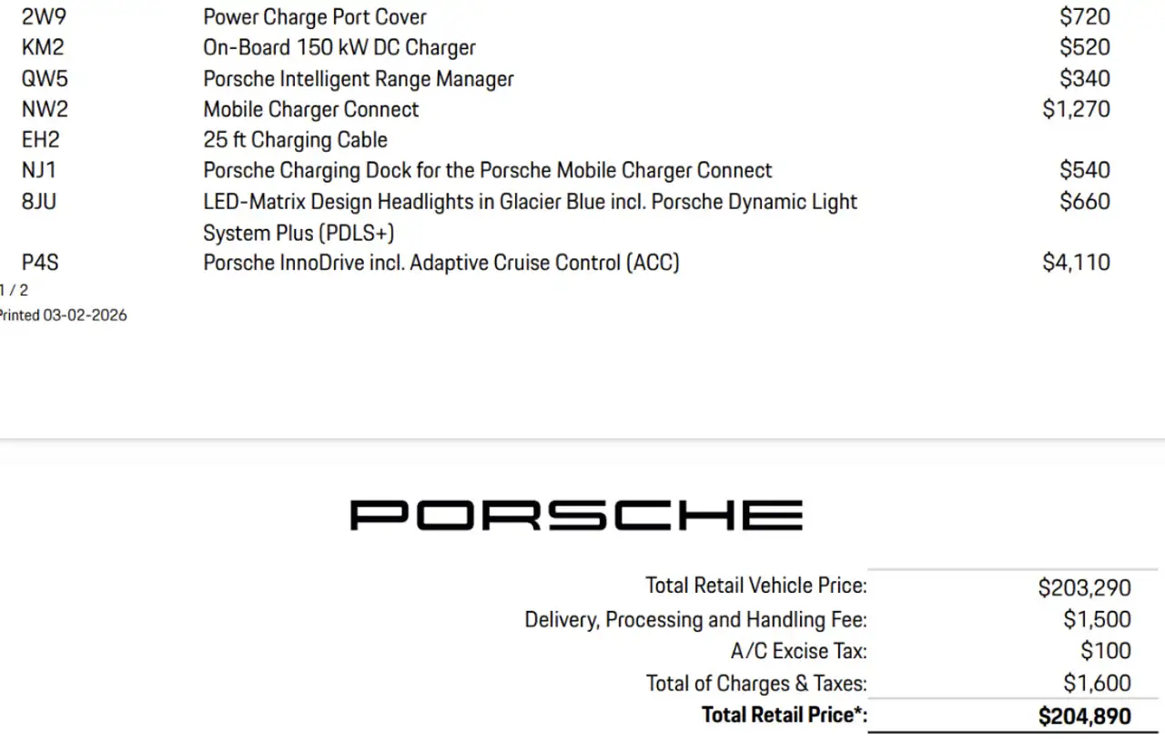 Porsche Taycan photo Porsche Taycan