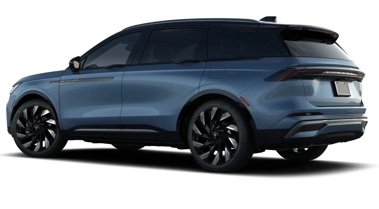 2026 Lincoln Nautilus