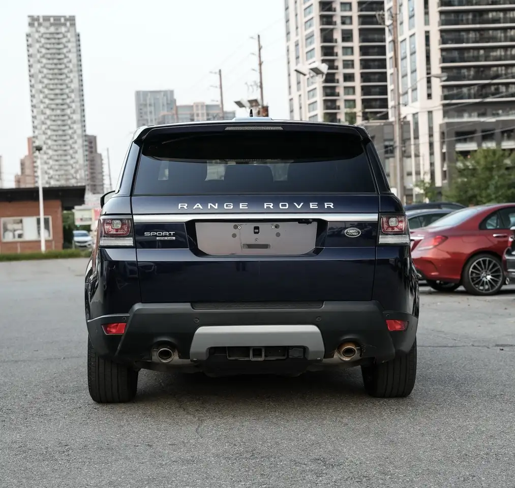 Land Rover Range Rover Sport снимка Land Rover Range Rover Sport
