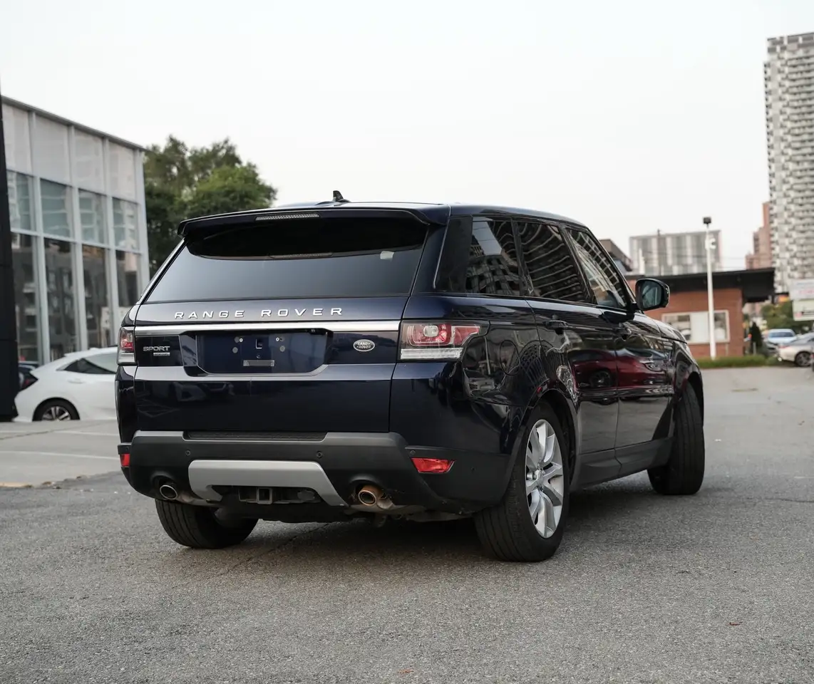 Land Rover Range Rover Sport снимка Land Rover Range Rover Sport