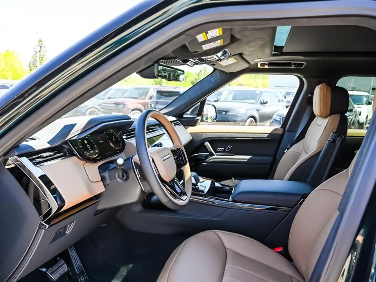 Land Rover Range Rover Sport снимка Land Rover Range Rover Sport