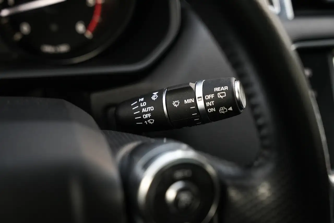 Land Rover Range Rover Sport снимка Land Rover Range Rover Sport