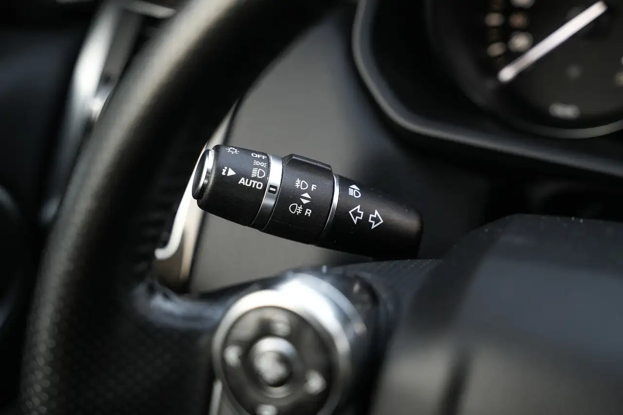 Land Rover Range Rover Sport снимка Land Rover Range Rover Sport