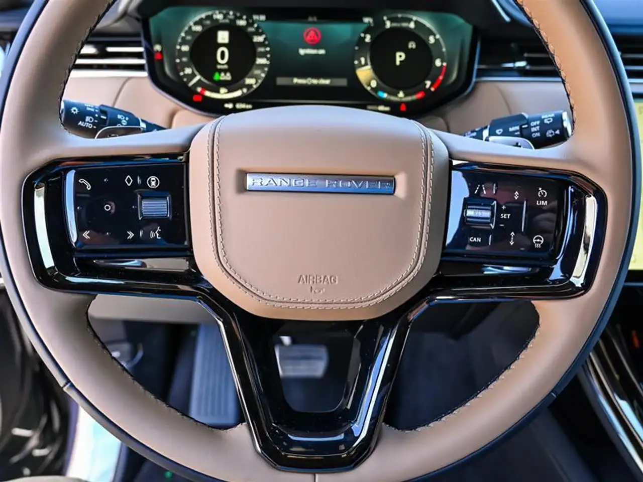 Land Rover Range Rover Sport снимка Land Rover Range Rover Sport