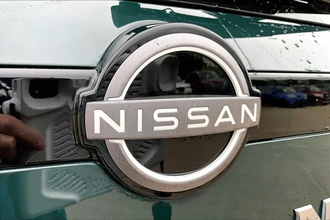 Nissan Pathfinder photo Nissan Pathfinder