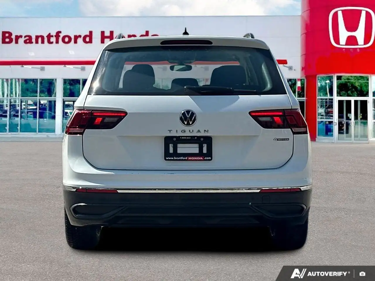 Volkswagen Tiguan снимка Volkswagen Tiguan