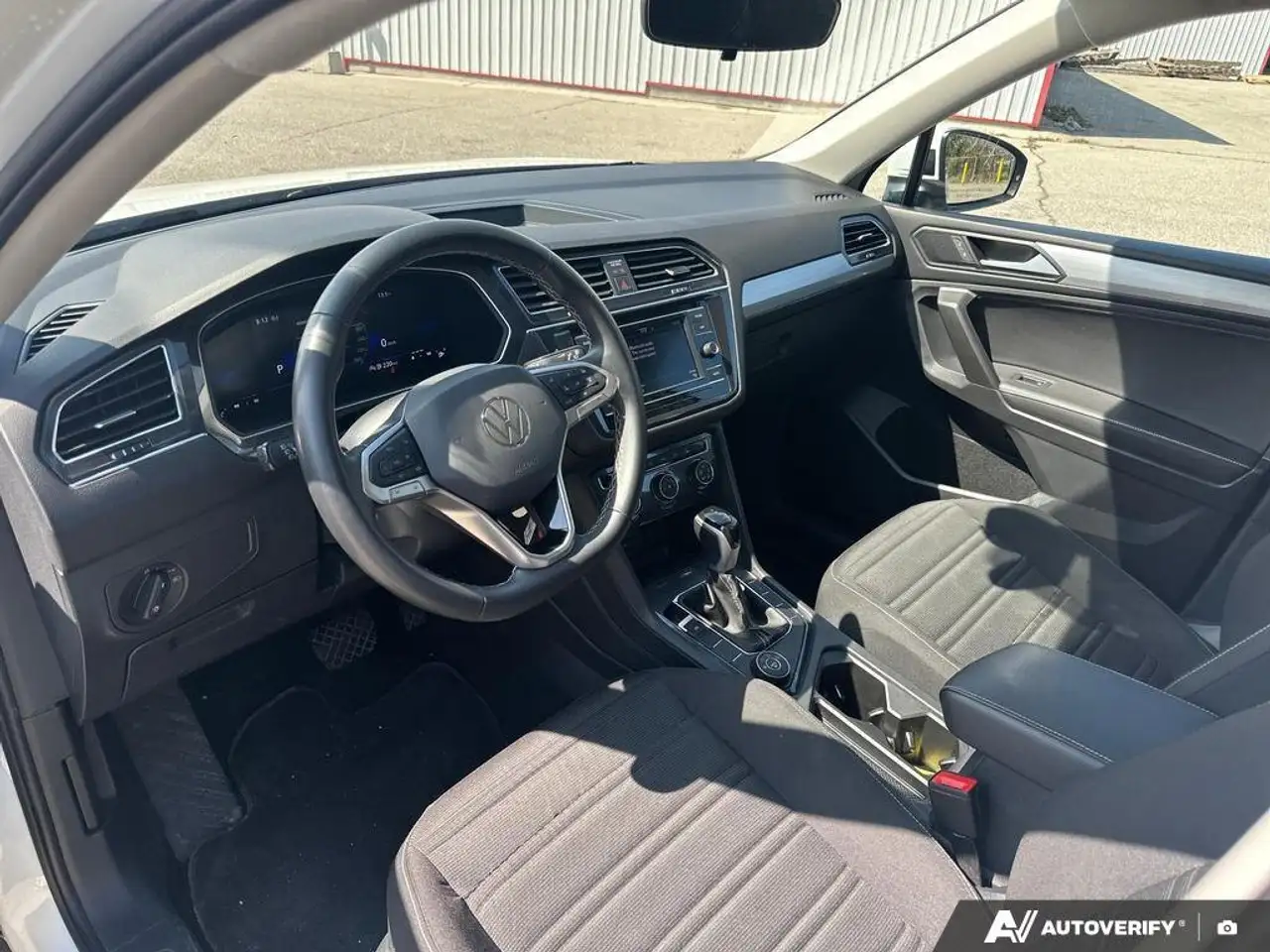Volkswagen Tiguan снимка Volkswagen Tiguan