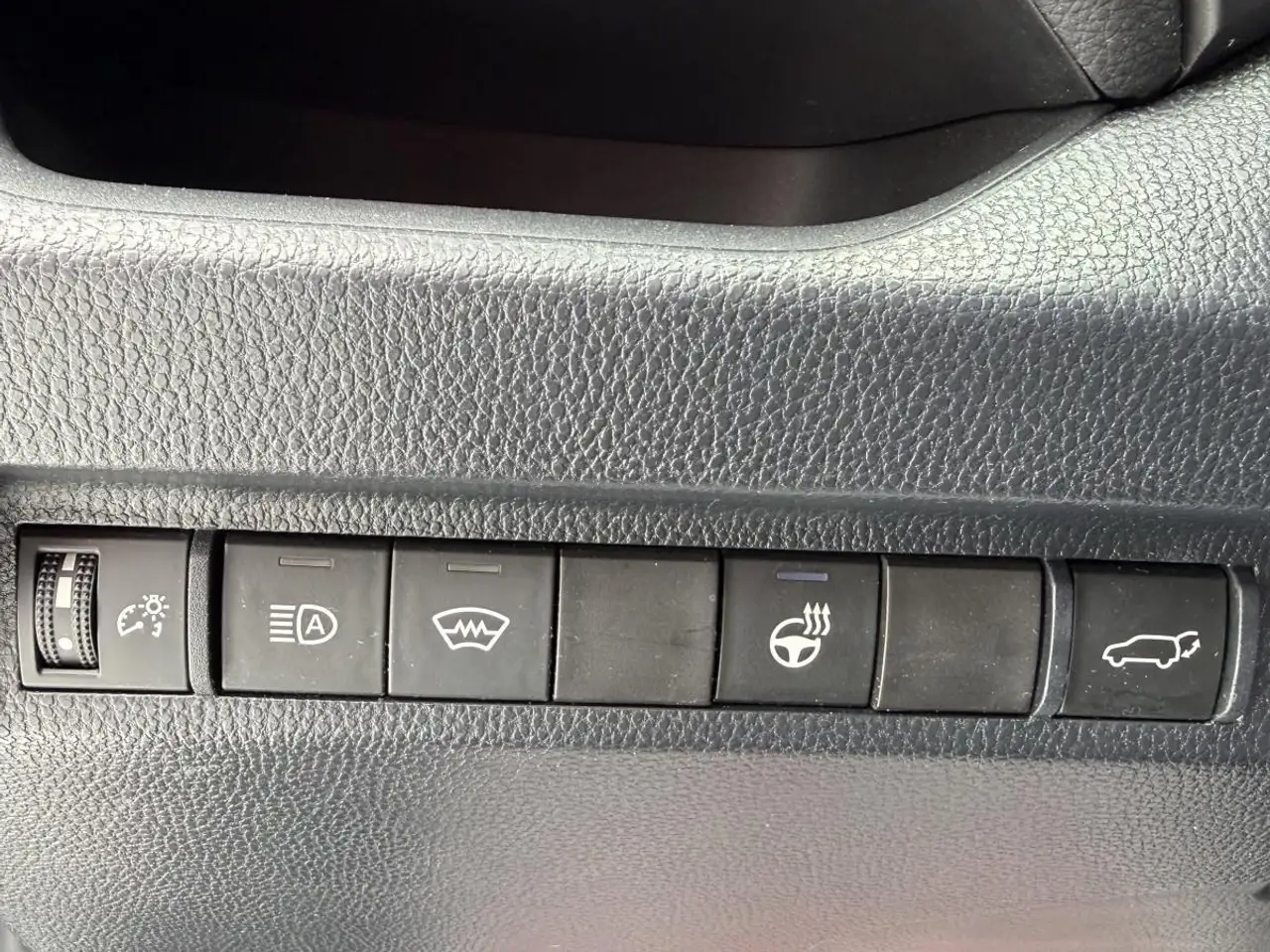 Toyota RAV 4 photo Toyota RAV 4