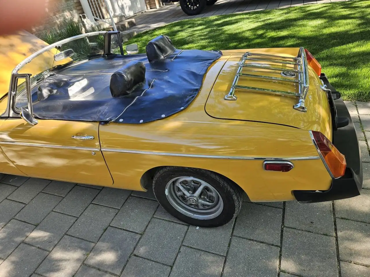 1977 MG MGB