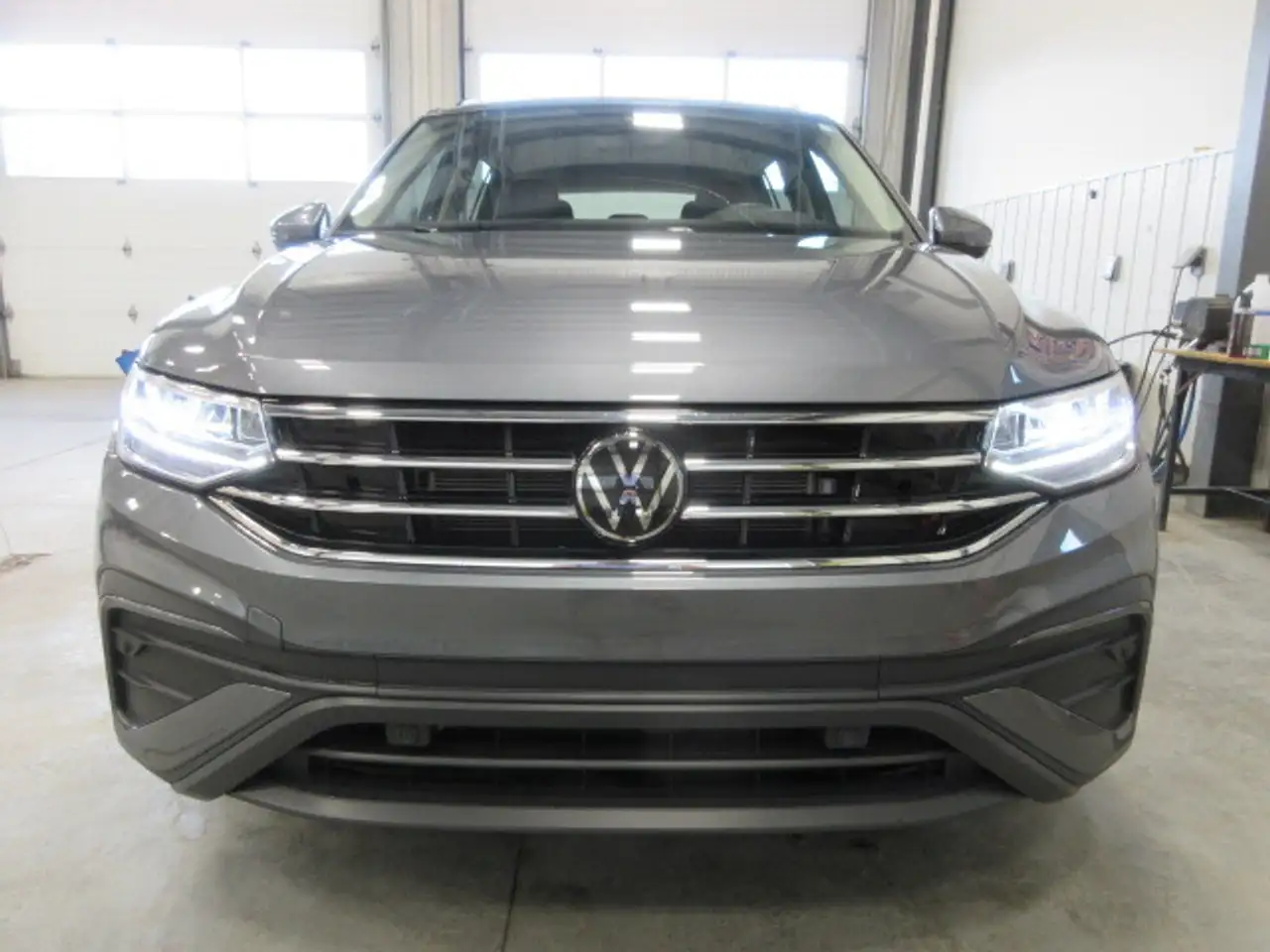 Volkswagen Tiguan снимка Volkswagen Tiguan