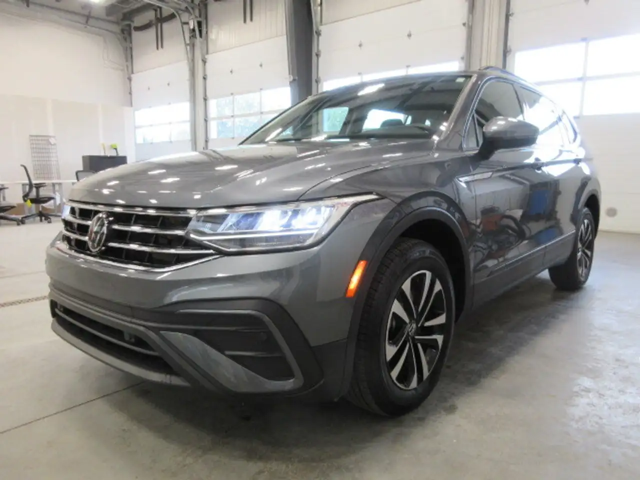 Volkswagen Tiguan снимка Volkswagen Tiguan